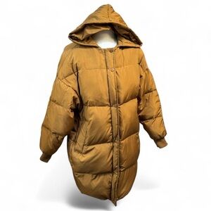 Vintage “Fashion no Yuiku” puffer ☁️🤎
oversized caramel brown marshmallow coat